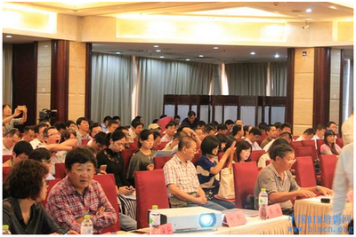 BIM與建筑信息化技術(shù)應(yīng)用交流會(huì)在京舉行，引領(lǐng)行業(yè)技術(shù)轉(zhuǎn)讓新浪潮
